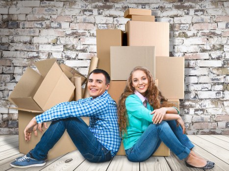 Moving truck service for local home removals in North Sheen