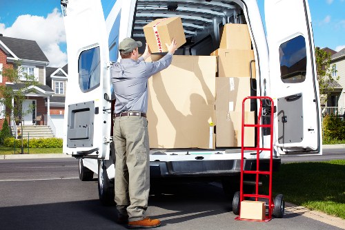 Commercial move planning with boxes, desks, and transport for North Sheen businesses
