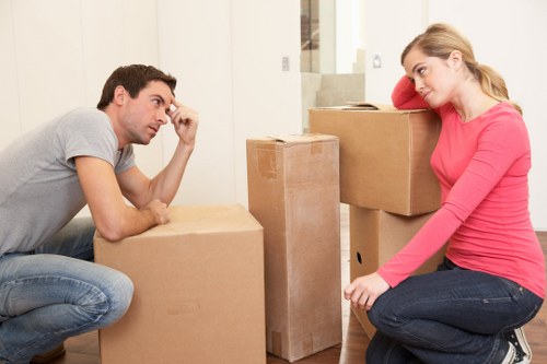 Careful packing support for a residential move in North Sheen